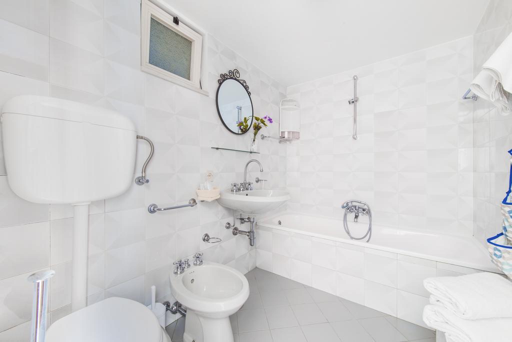 L'Uliveto Bed & Breakfast โปซิตาโน ภายนอก รูปภาพ